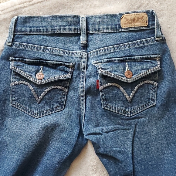 Jeans - Picture 2 of 5